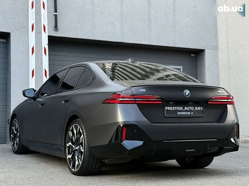 BMW i5 2023 - фото 22