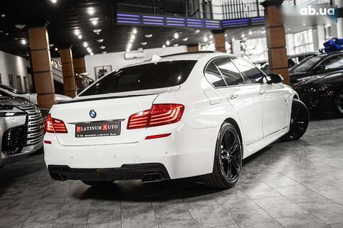 BMW 5 серия 2015 - фото 7