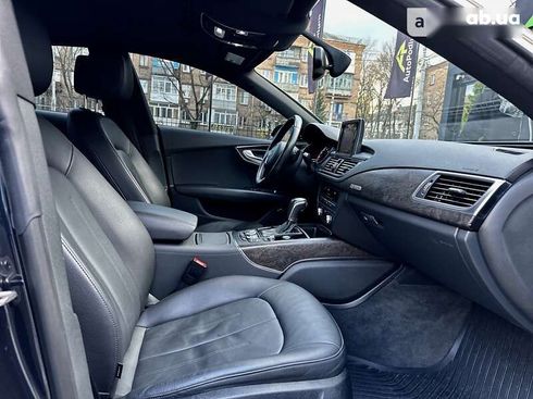 Audi A7 2018 - фото 29