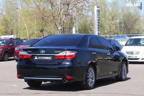 Toyota Camry 2016 - фото 4