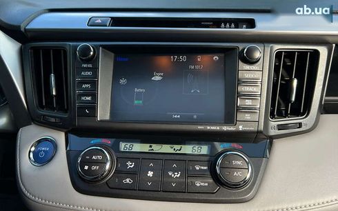 Toyota RAV4 2017 - фото 10