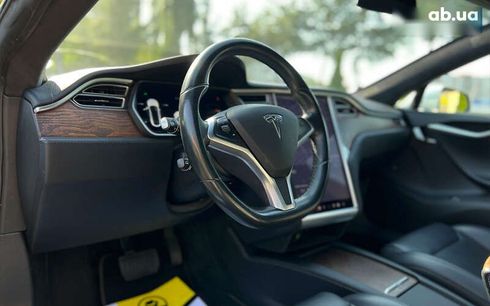 Tesla Model S 2017 - фото 18