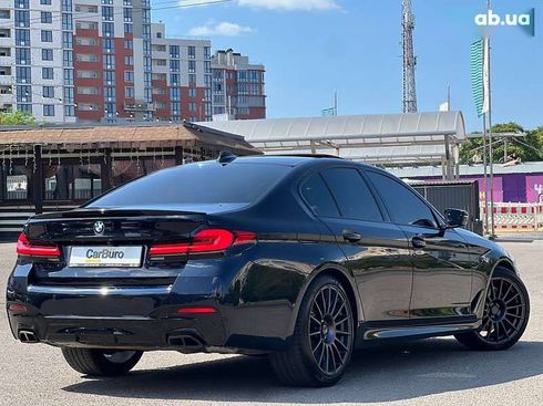 BMW 5 серия 2021 - фото 15