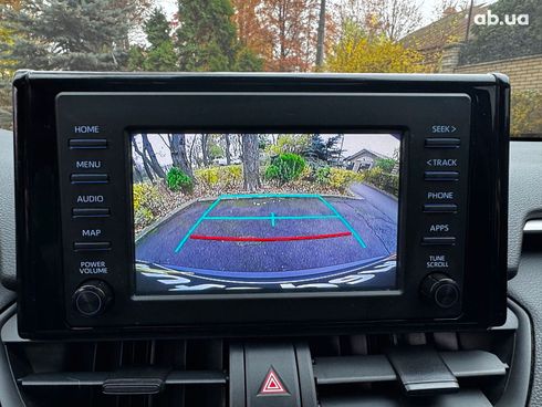 Toyota RAV4 2019 серый - фото 23