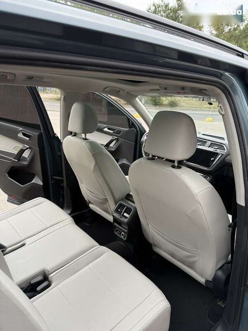 Volkswagen Tiguan 2019 - фото 15
