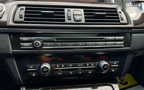 BMW 5 серия 2015 - фото 19