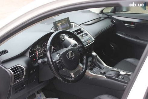 Lexus NX 2017 - фото 27