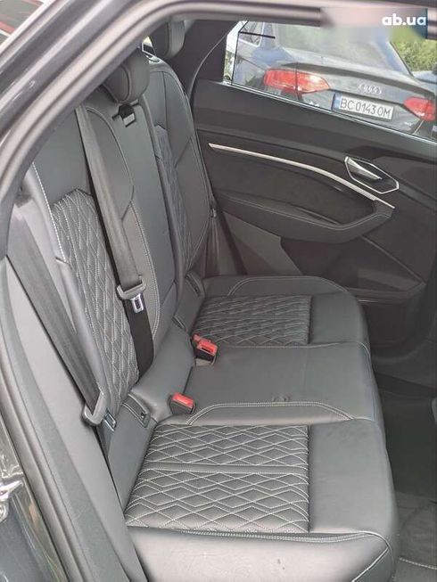 Audi E-Tron 2020 - фото 11