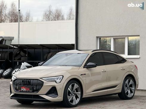 Audi E-Tron 2021 - фото 8