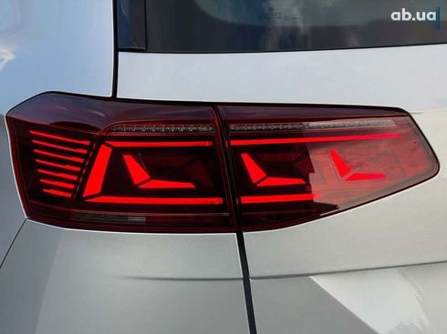 Volkswagen Passat 2021 - фото 23