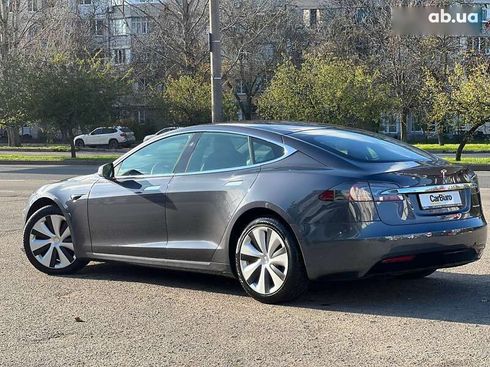 Tesla Model S 2020 - фото 15