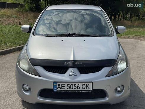 Mitsubishi Grandis 2006 - фото 2
