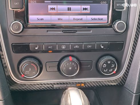 Volkswagen Passat 2015 бежевый - фото 23