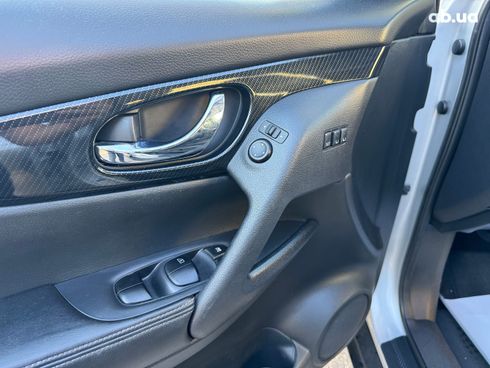 Nissan Rogue 2019 серый - фото 20