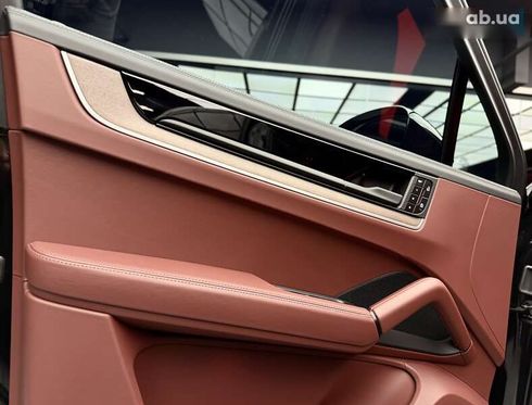 Porsche Cayenne Coupe 2025 - фото 26