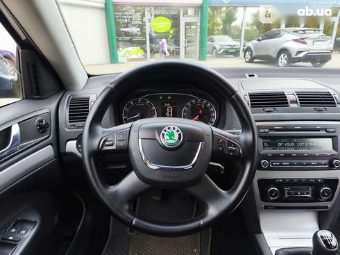 Skoda Octavia 2011 - фото 15