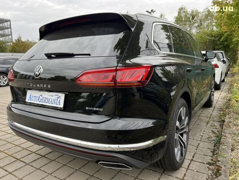 Volkswagen Touareg R 2023 - фото 18