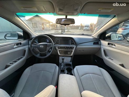 Hyundai Sonata 2015 серый - фото 21