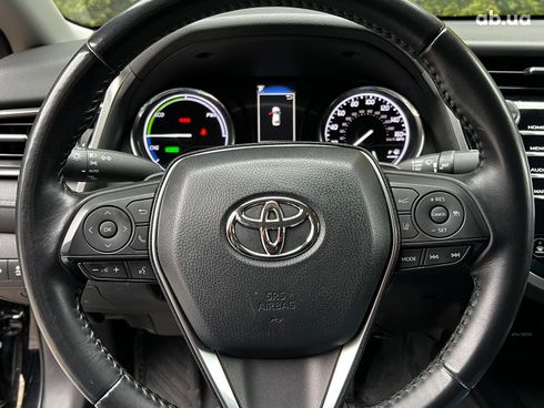 Toyota Camry 2019 черный - фото 25