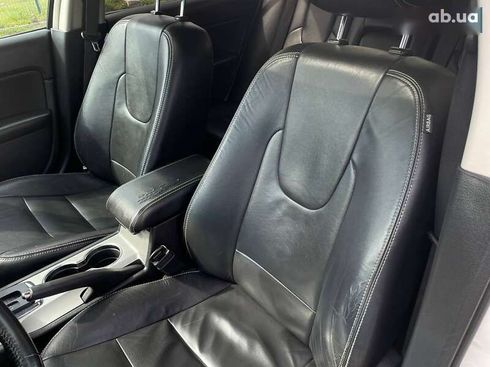 Ford Fusion 2011 - фото 30