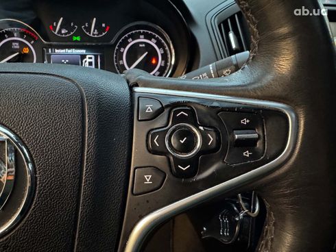 Buick Regal 2016 красный - фото 17