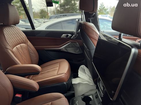 BMW X7 2020 - фото 33