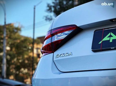 Skoda Superb 2019 - фото 20