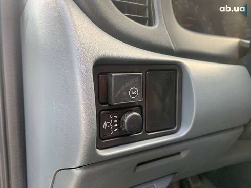 Nissan Almera 2007 - фото 19