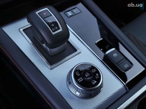 Mitsubishi Outlander 2023 - фото 26
