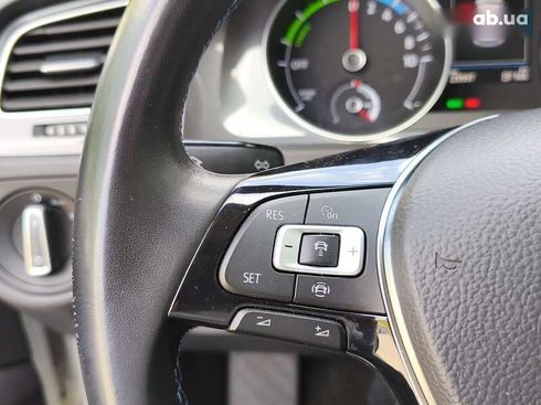 Volkswagen e-Golf 2019 - фото 20