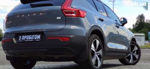 Volvo XC40 2021 - фото 8