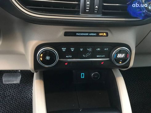Ford Escape 2019 белый - фото 3