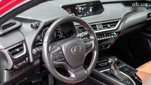 Lexus UX 2019 - фото 18