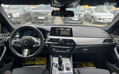 BMW 5 серия 2017 - фото 22