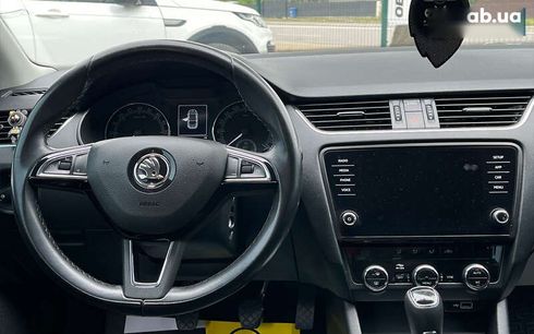 Skoda Octavia 2019 - фото 24