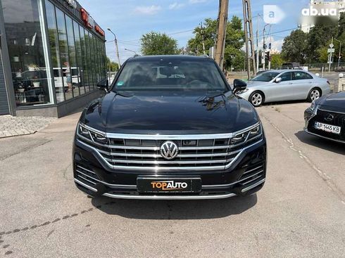 Volkswagen Touareg 2019 - фото 2