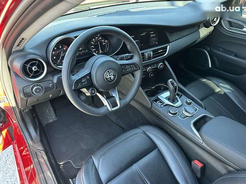 Alfa Romeo Giulia 2020 - фото 10