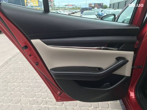 Mazda 3 2019 красный - фото 10