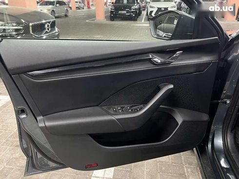 Skoda Octavia 2021 - фото 18