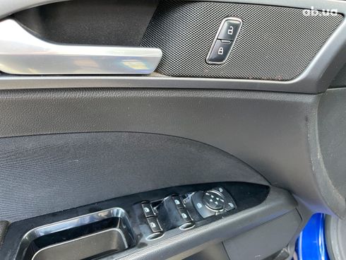 Ford Fusion 2015 синий - фото 18