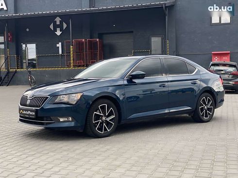 Skoda Superb 2018 - фото 3