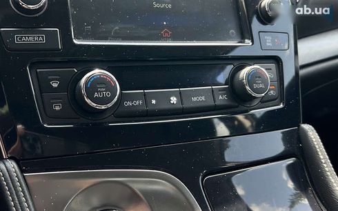 Nissan Maxima 2017 - фото 26
