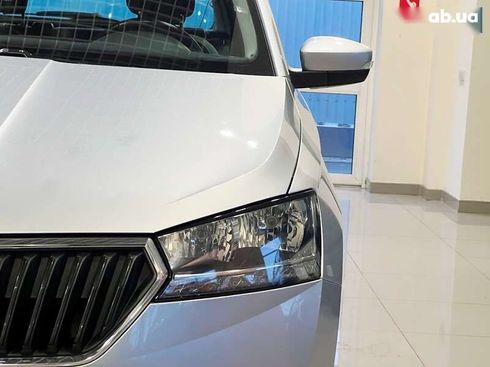 Skoda Fabia 2020 - фото 8