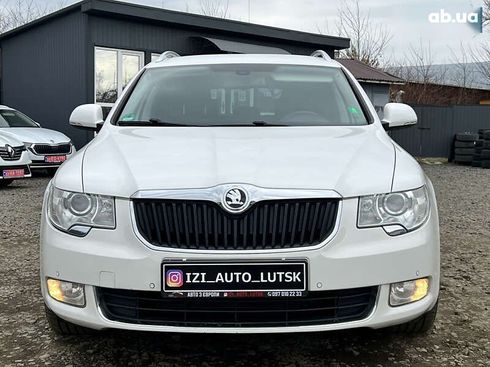 Skoda Superb 2012 - фото 3