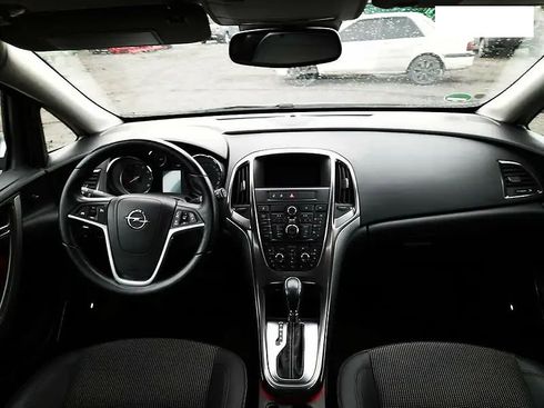 Opel Astra 2010 серый - фото 6