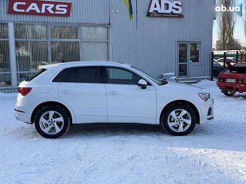 Audi Q3 2020 - фото 6
