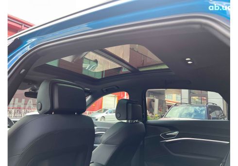 Audi E-Tron 2021 - фото 10