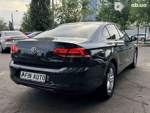 Volkswagen Passat 2018 - фото 5