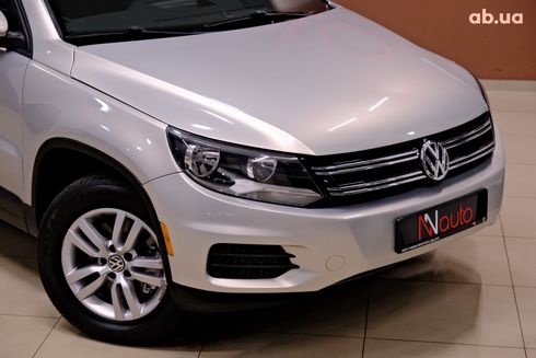 Volkswagen Tiguan 2012 серый - фото 3