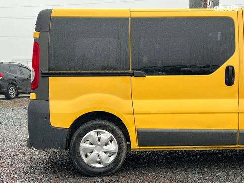 Renault Trafic 2007 желтый - фото 18